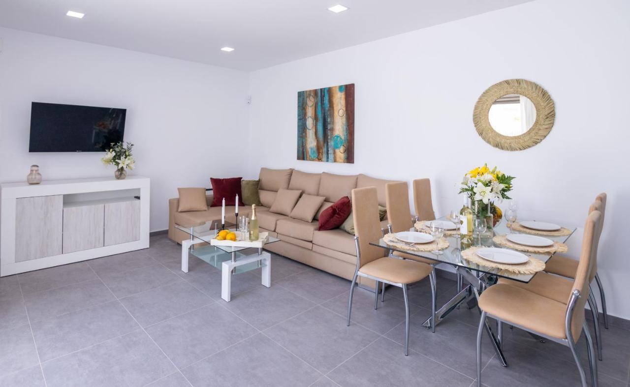 Apartment Family 6 Beachfront Corralejo By Holidays Home מראה חיצוני תמונה
